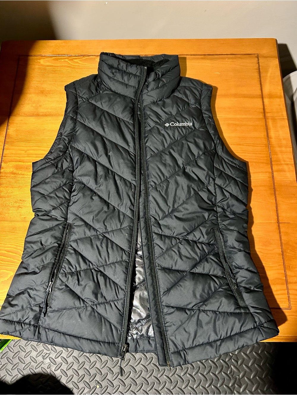 Columbia Black Quilted Women’s Insulated Vest